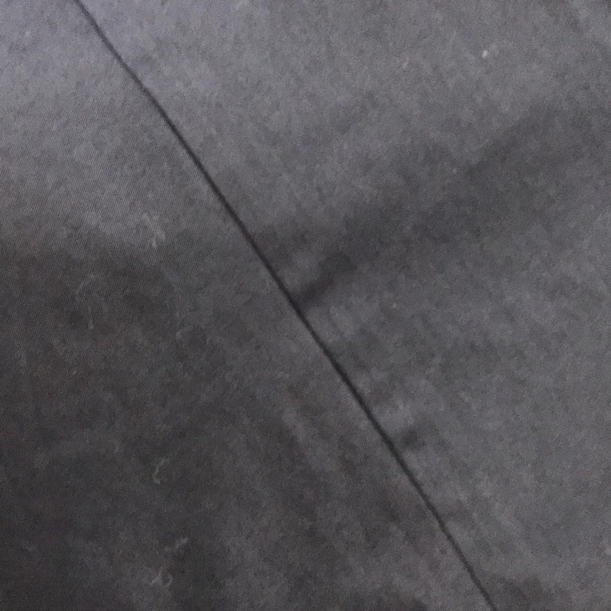 - ダークネイビー