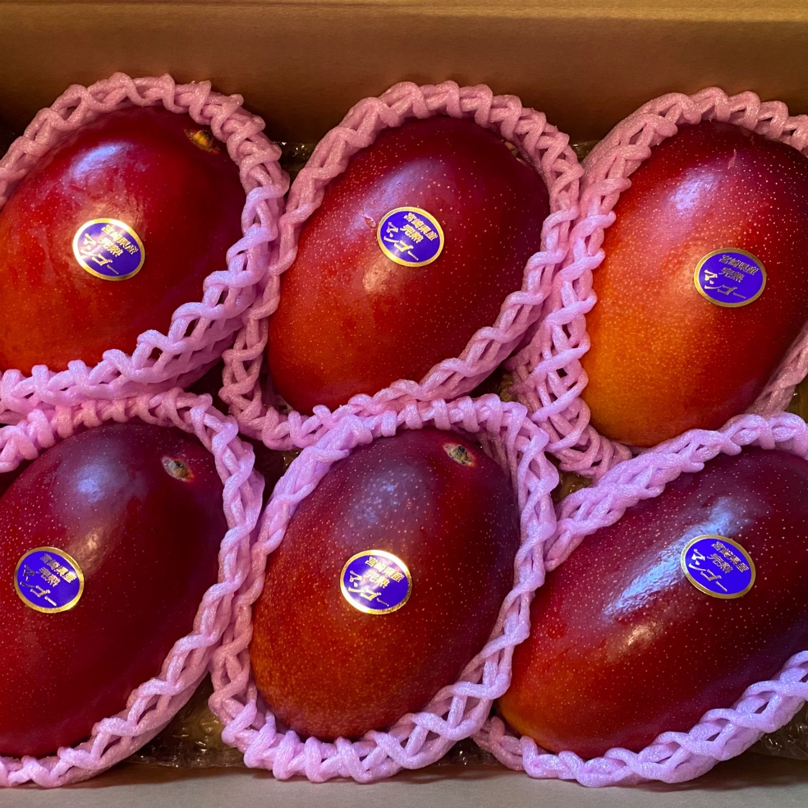 宮崎完熟マンゴー　4Lのみ！　６玉　　3.2 k〜 宮崎完熟マンゴー 4Lのみ！ 6玉 3.33 k 宮崎完熟マンゴー 4Lのみ！ 6玉