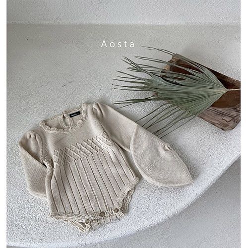 aosta ニット ロンパース - メルカリ