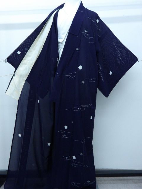 本藍、たて絽小紋 単衣 新品 縦絽 暈し 夏着物”藍の涼、やさしく肌を撫でて”仕付け糸付