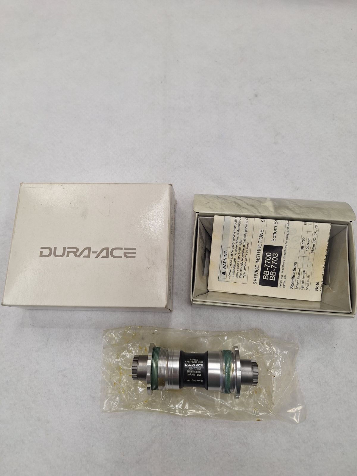 シマノ DURA-ACE BB-7700 ボトムブラケット 68×109.5mm NJS