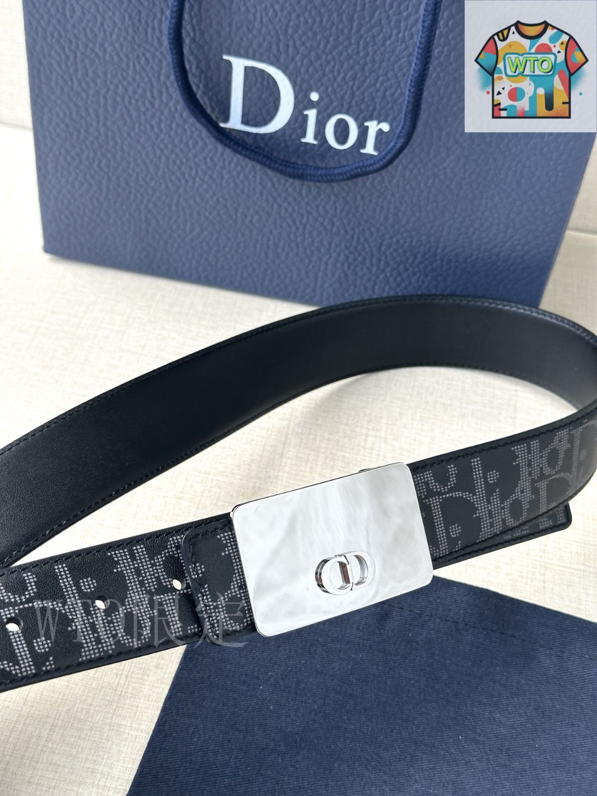 Dior メタルベルトバックル イタリア製　CDロゴ 美品 正規品 DIOR CD30 Belt Buckle ディオール イニシャル CD