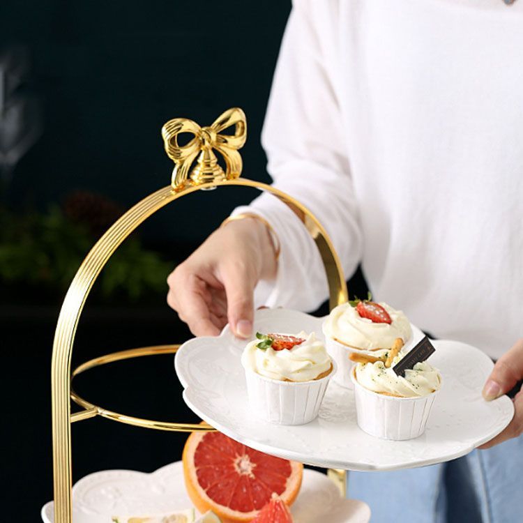 ケーキスタンド 3段 陶器 皿2枚付き リボン おしゃれ 北欧 結婚式