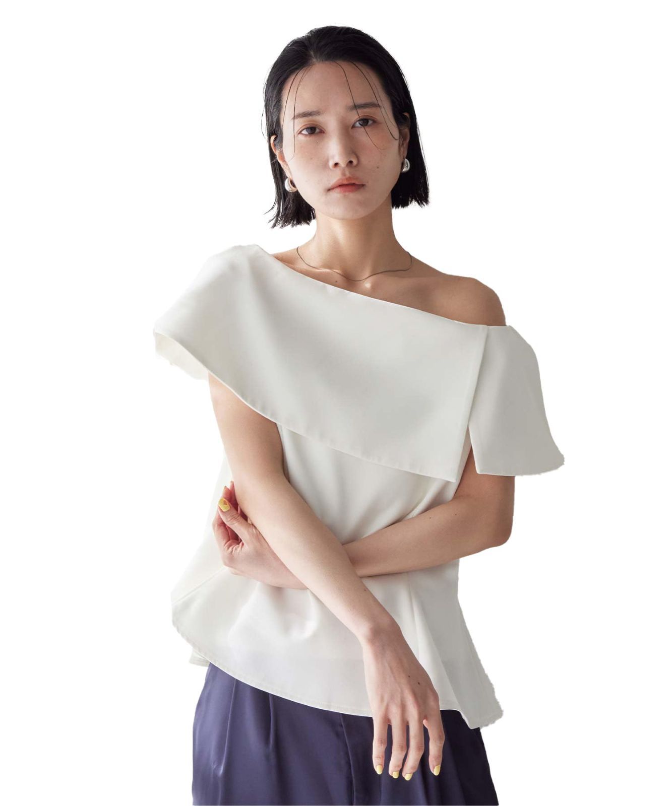 Size L_Color ホワイト ユアーズ ケープ デザイン ペプラム トップス BFXN2137 レディース L ホワイト