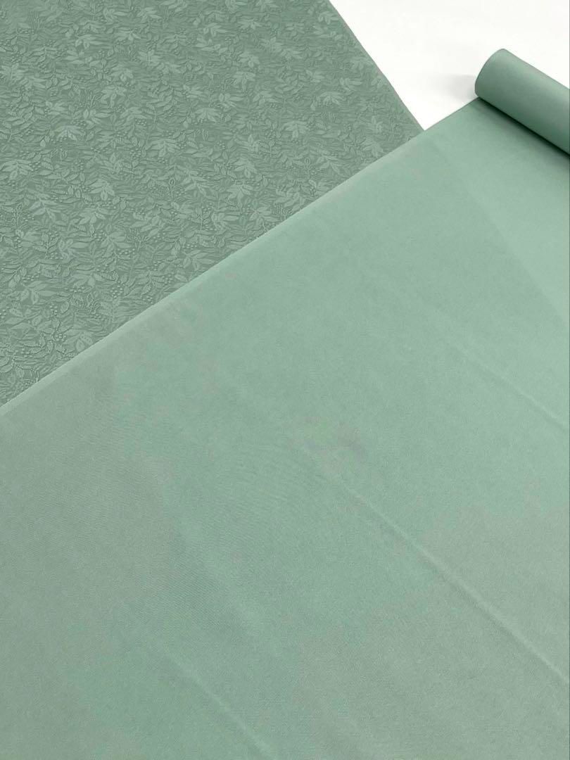 色無地 紋意匠 南天文様 八掛付き 正絹 反物