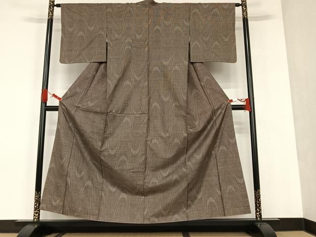 平和屋着物●本場大島紬　泥染め　7マルキ　よろけ縞　正絹　逸品　AAAT0595zg 平和屋着物○本場大島紬 泥染め 7マルキ よろけ縞 正絹 逸品