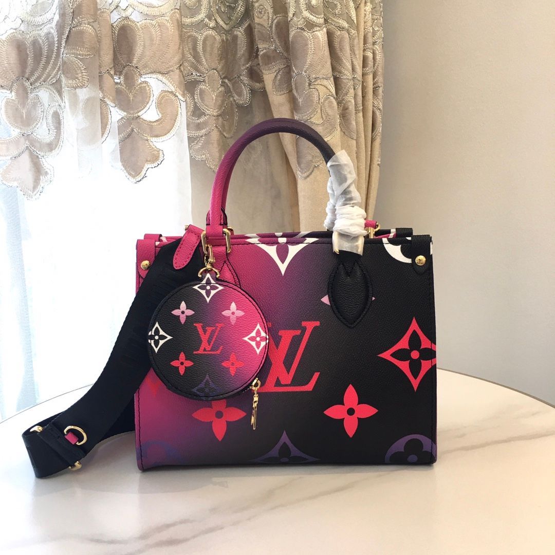 LOUIS VUITTON ONTHEGO ショルダーバッグ   新品