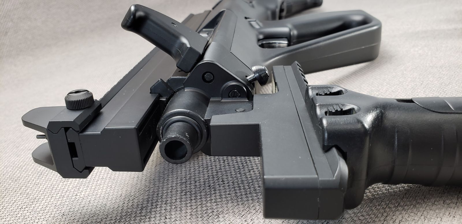 新品‼ 電動ガン‼東京マルイ MP5J 東京マルイ MP5-J 電動ガン 初速85