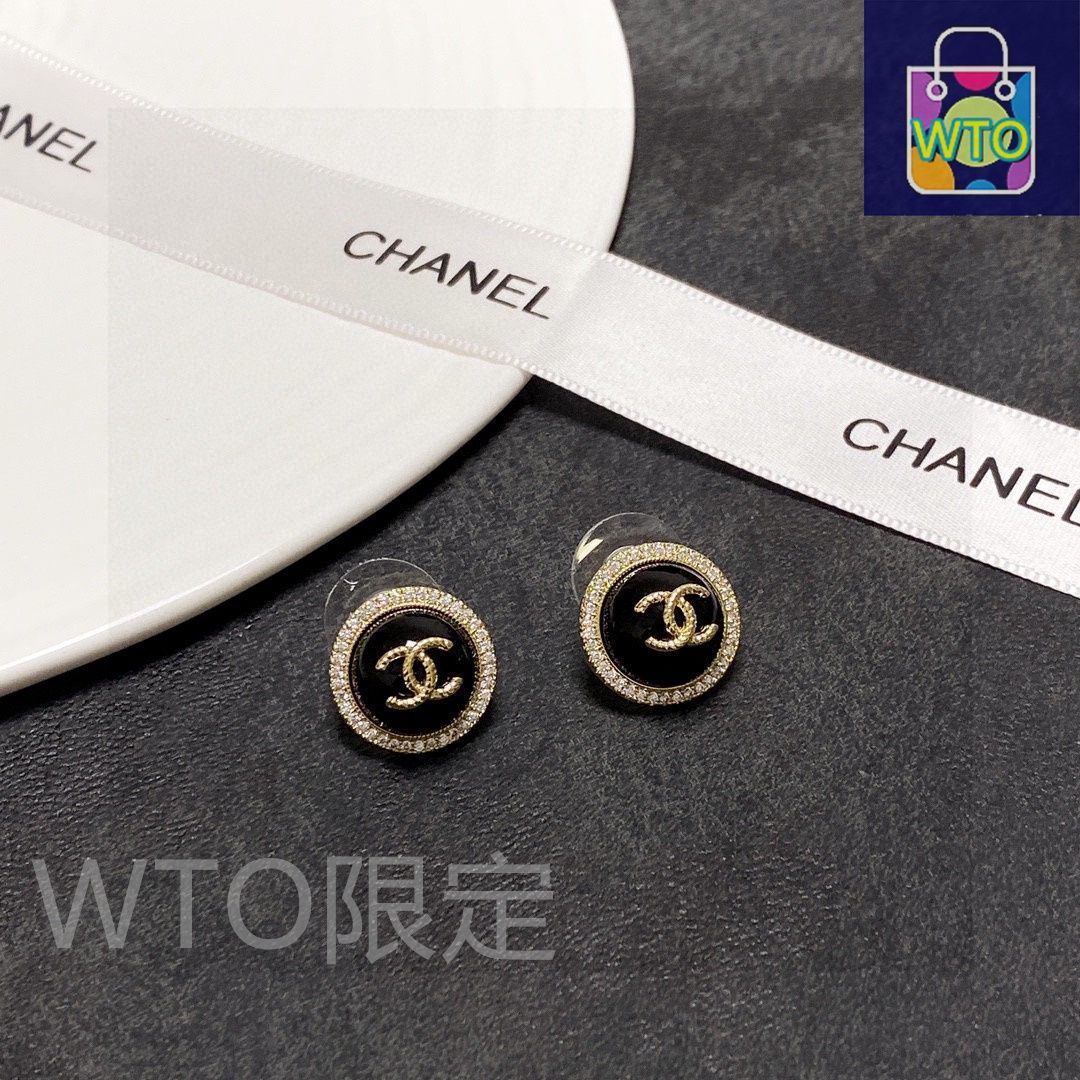 今日特価】Chanel ダブル C モノトーン ピアス 送料無料！在庫