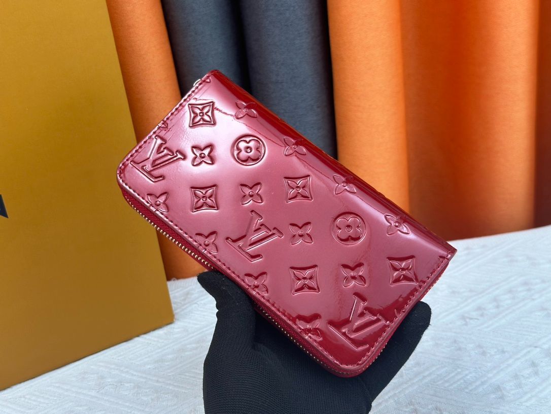 【超美品】 ルイヴィトン エピ ジッピーウォレット ラウンドファスナー ジッピー・ウォレット ルイヴィトン LOUIS VUITTON エピ