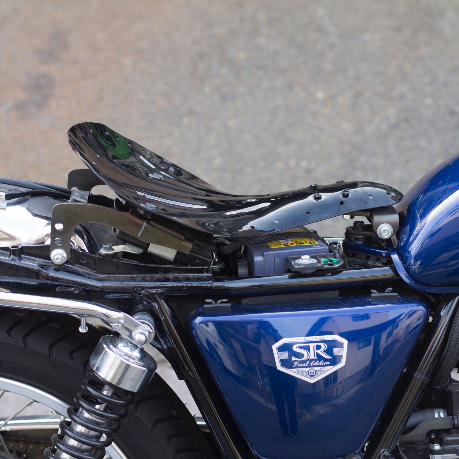SR400/500用 サドルシートマウント MOTOR ROCK (MR-SM092) - メルカリ