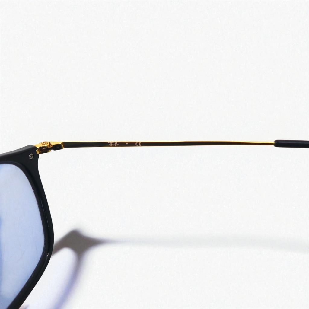 Ray-Ban スクエア サングラス ブラック ゴールド カラーレンズ