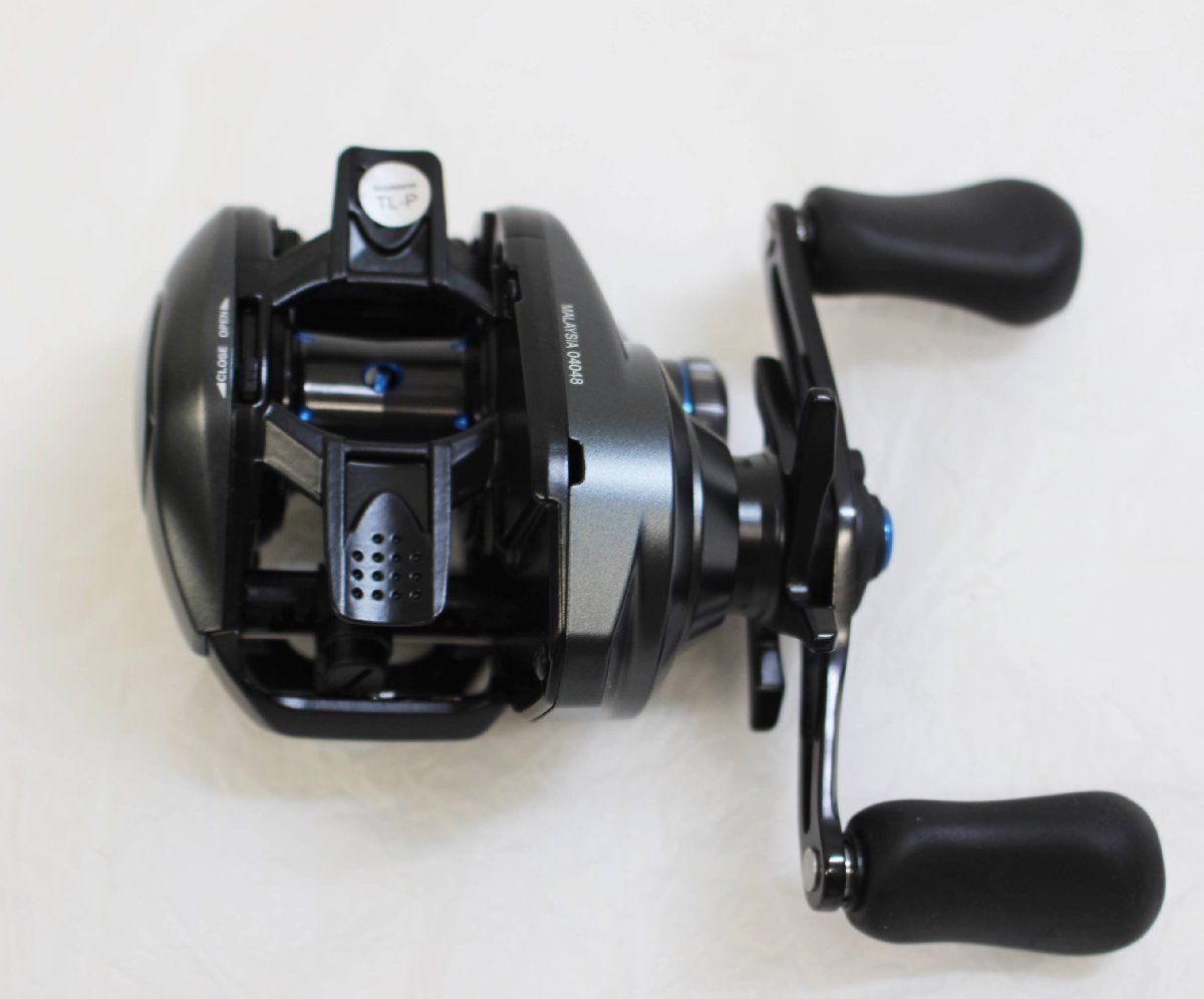 SHIMANO シマノ ベイトリール SLXMGL 70HG フィッシングタックル 釣具