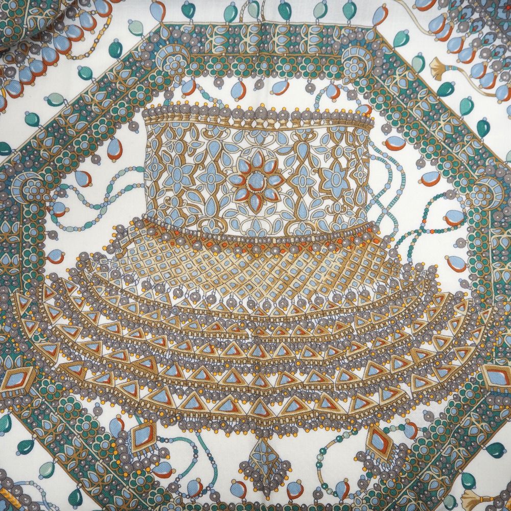 HERMES カレ140 カレジェアン マハラジャの装身具　タグなし HERMES/エルメス カレ140 カレジェアン PARURES DES MAHARAJAS