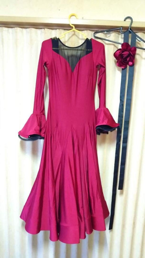 M 社交ダンスドレス モダンダンス 花ベルト 360° 裾