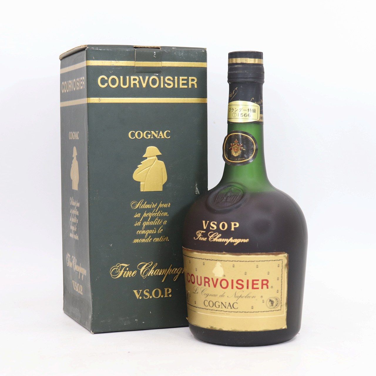 クルボアジェ VSOP コニャック Fine Champagne 700ml 40度 箱