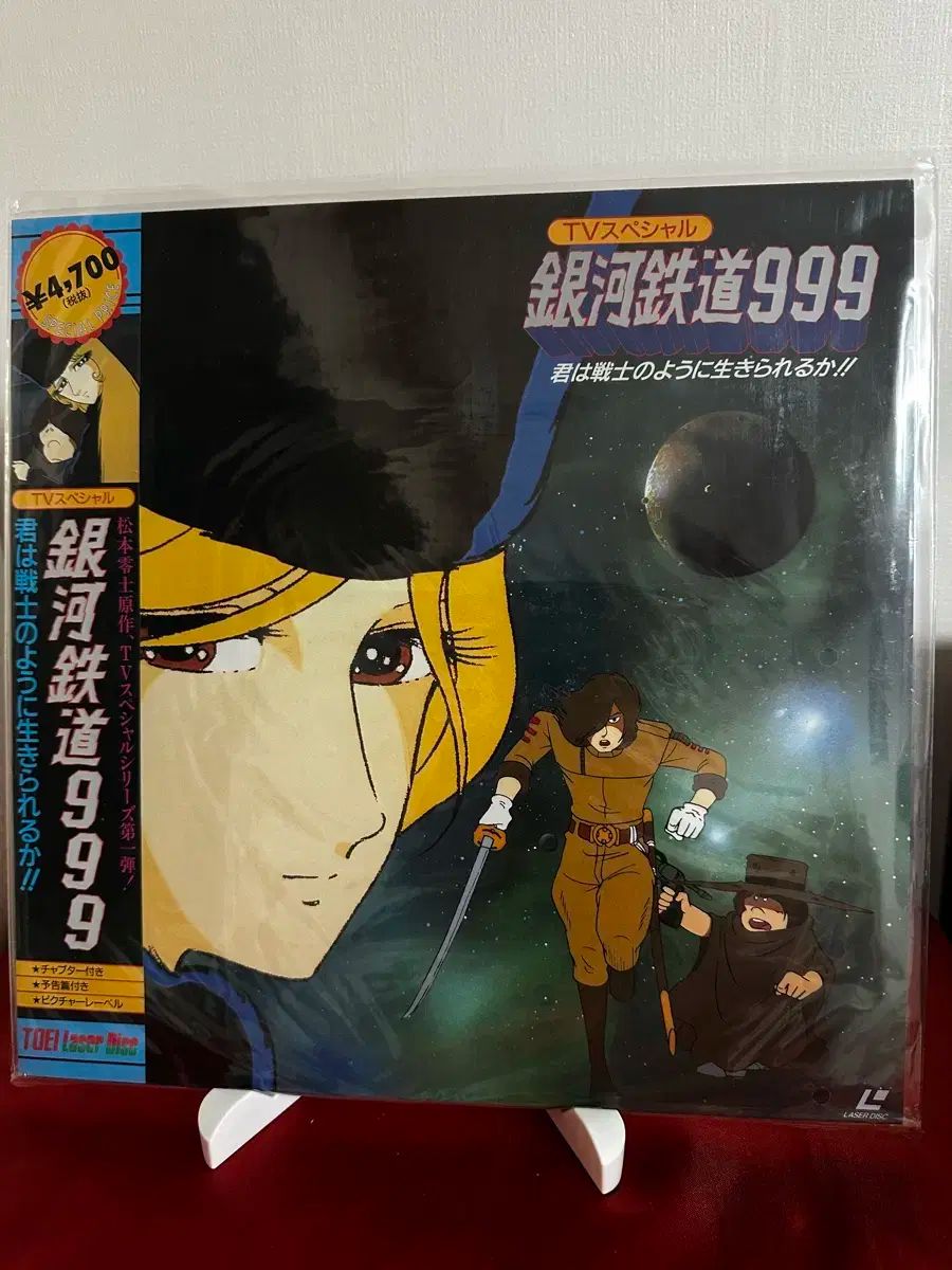 中国美術☆飾り棚☆花鳥画☆和風☆コーナーキャビネット