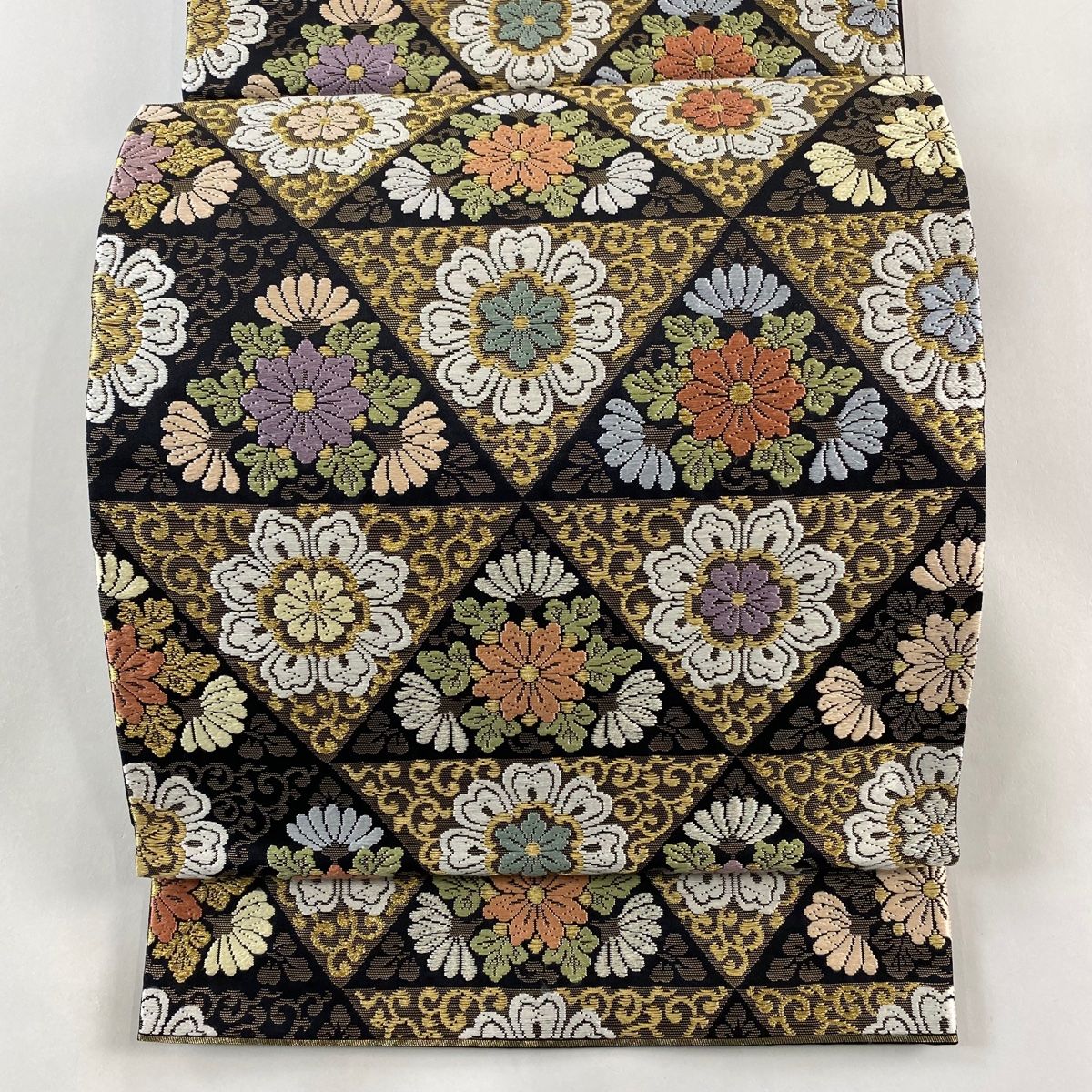 袋帯 秀品 鱗 華文 唐織 金銀糸 黒 六通 正絹