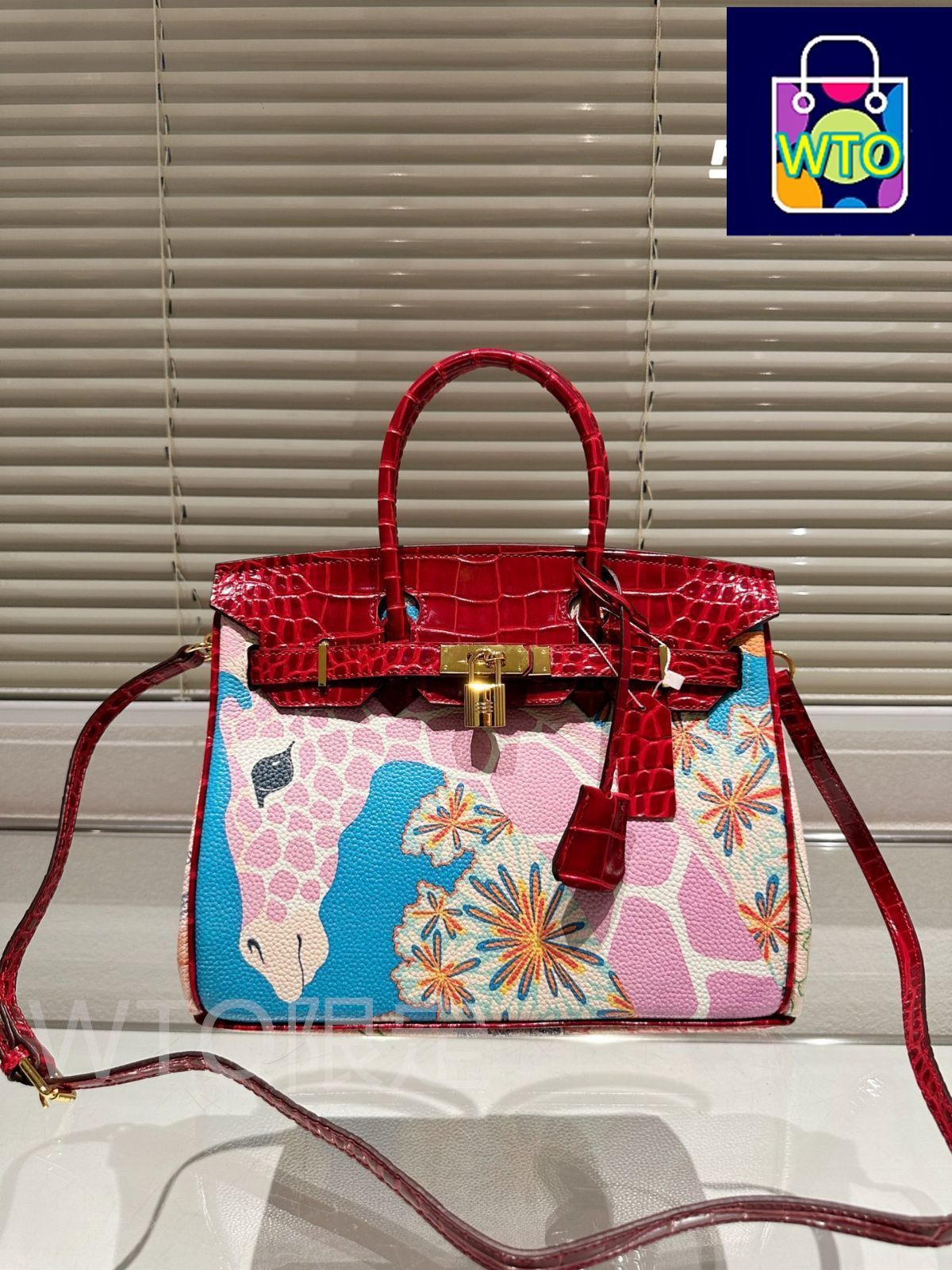 極上‼️西蔵老礦龍紋紅朱砂吉祥観音万字天珠 極上‼️西蔵老礦龍紋紅