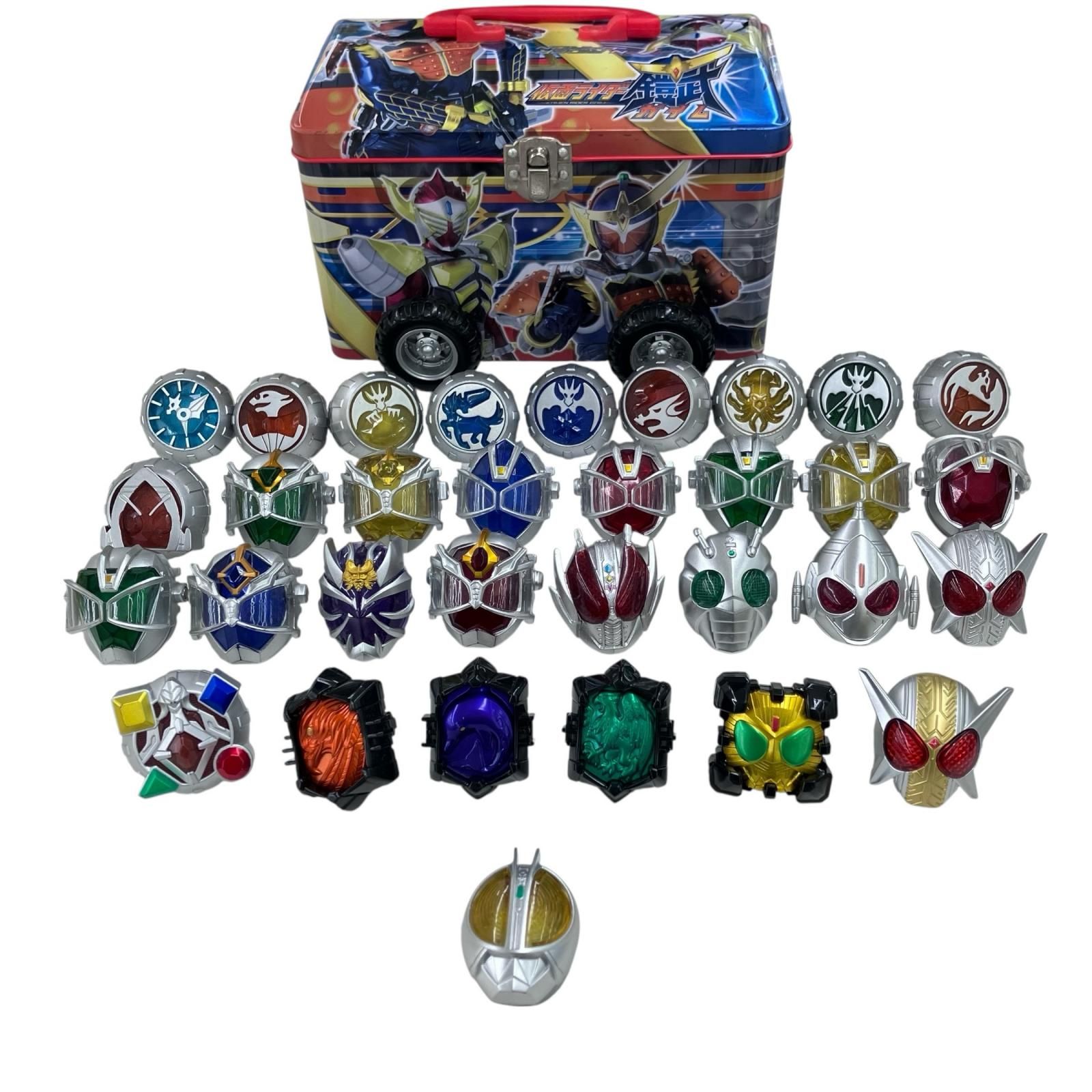186001 仮面ライダー グッズ リング 大量 缶ケース付き