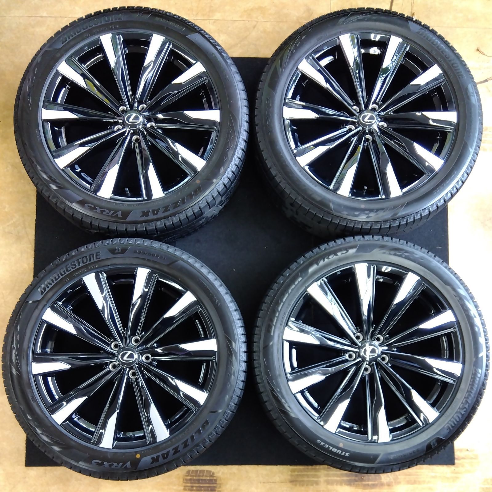 21×7.5J＋35 235 50R21 タイヤホイールセット ４本セット トヨタ 純正 ホイール 21インチ レクサス ブリヂストン ブリザック VRX3 スタッドレス タイヤ バリ溝 製