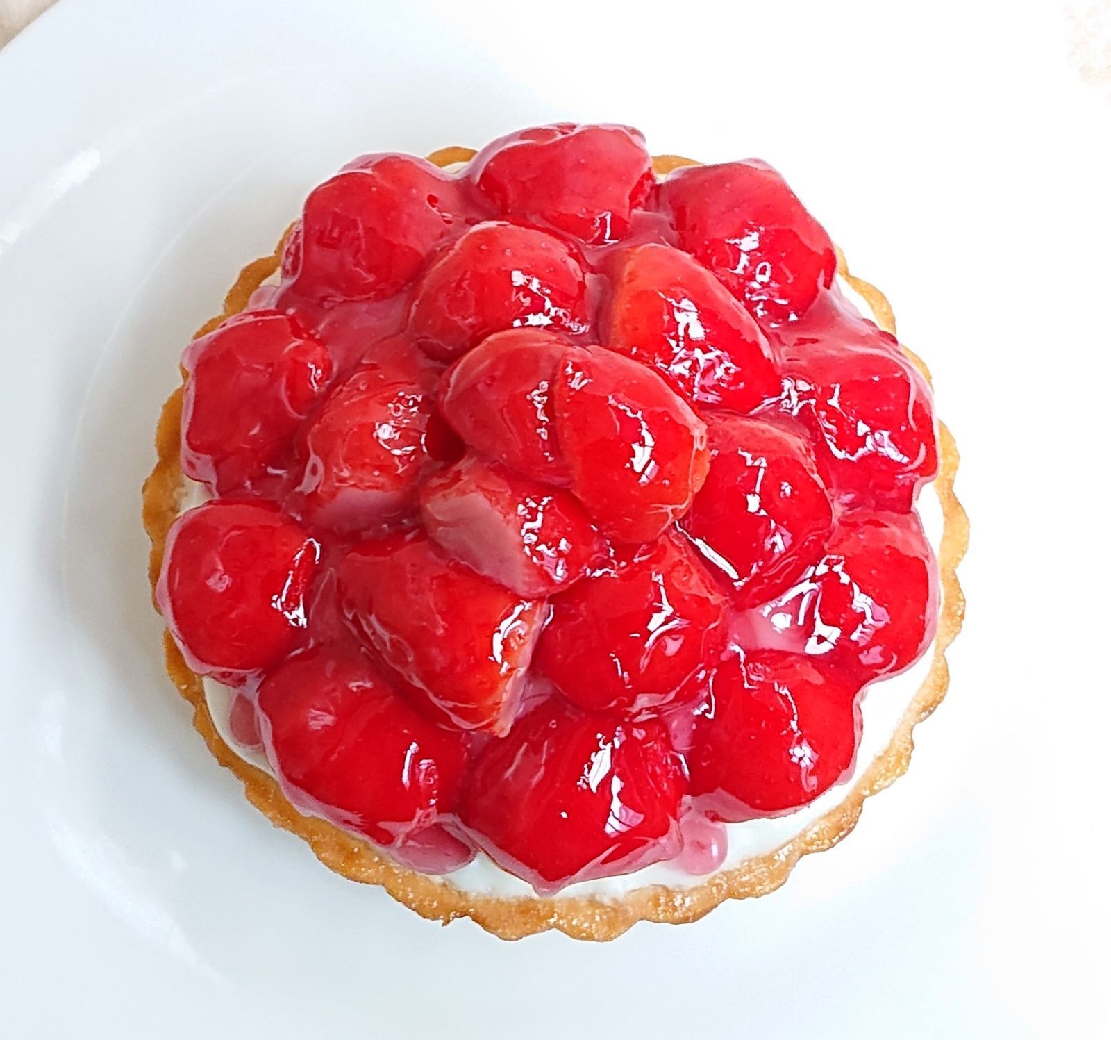 食品サンプル いちごタルトケーキ - メルカリ