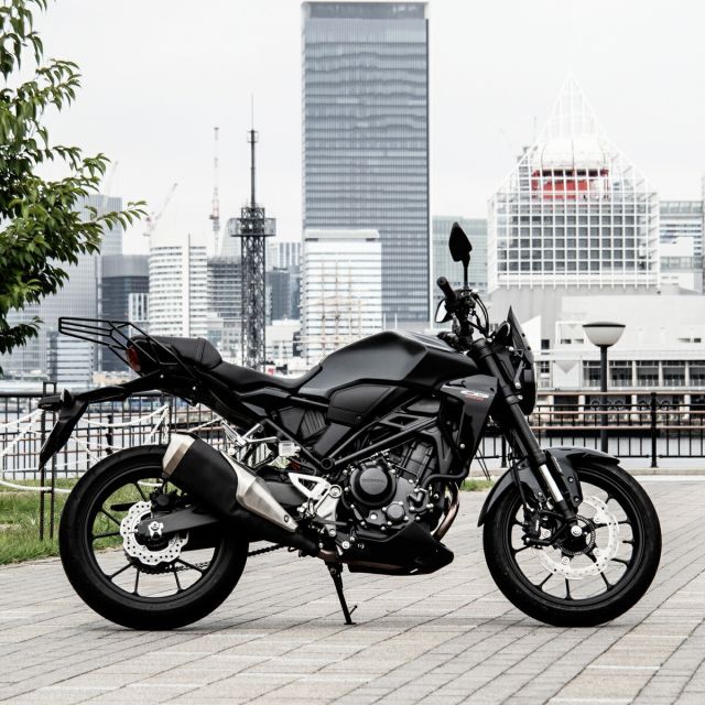 CB125R/CB250R用 メーターバイザー ウインドスクリーン アウトレット 風防クリア スモーク ステー付き 2色 ウインドシールド 傷あり  バイク カスタムパーツ worldwalk ワールドウォーク あす楽 - メルカリ