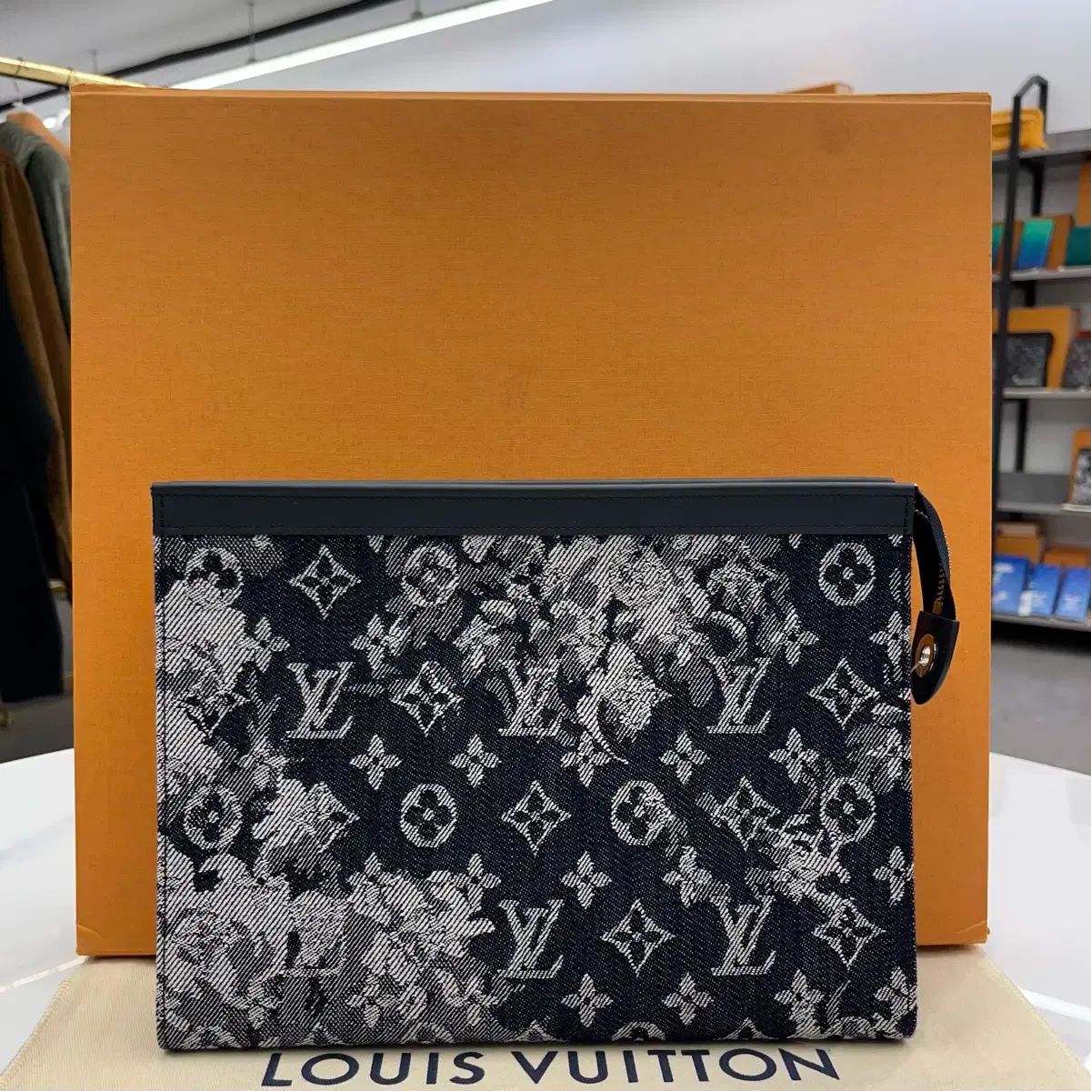 Louis Vuitton ルイヴィトン タペストリー ボアージュ クラッチ MM