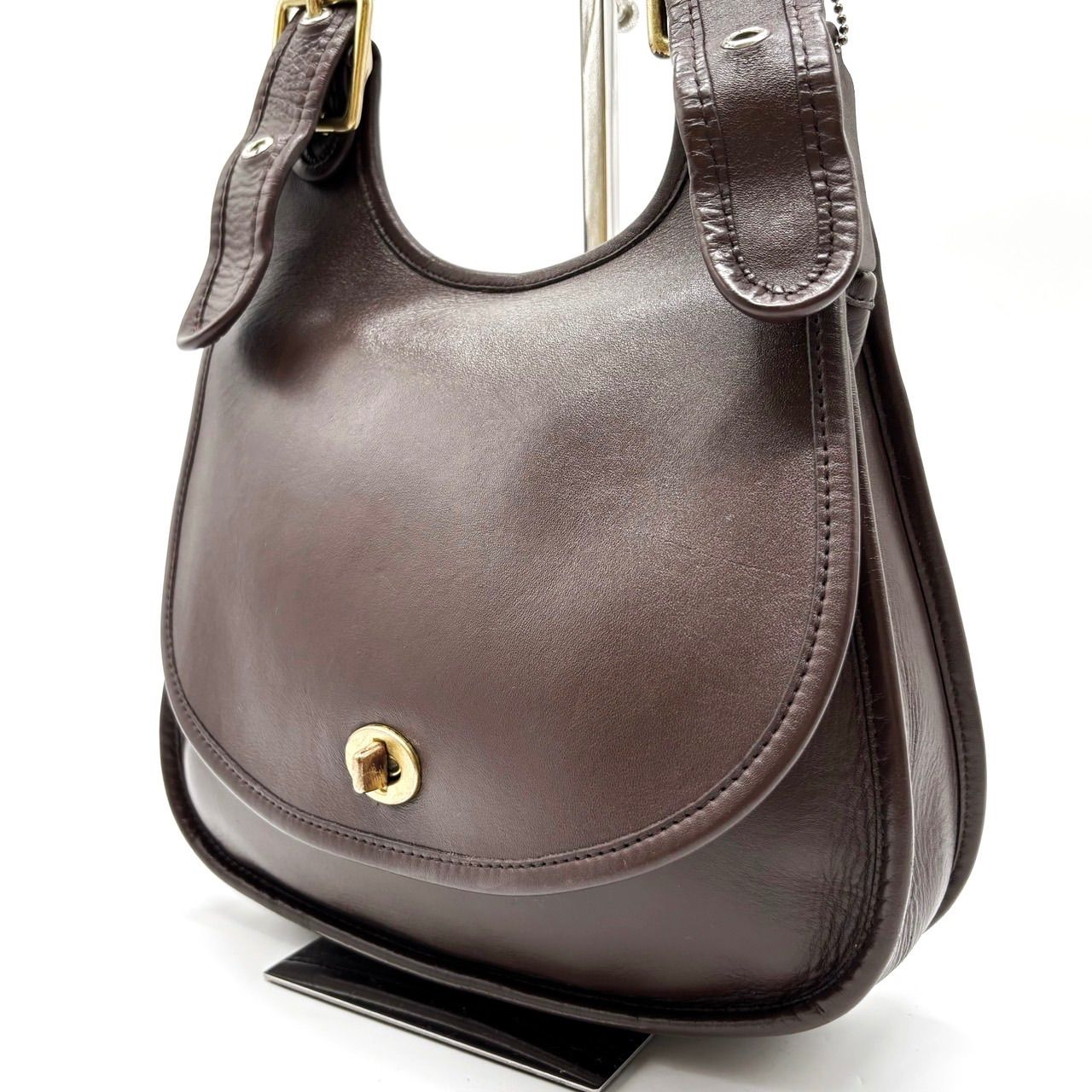 COACH オールドコーチ ショルダーバッグ フラップ バックル ゴールド金具 COACH オールドコーチ ショルダーバッグ フラップ バックル ゴールド