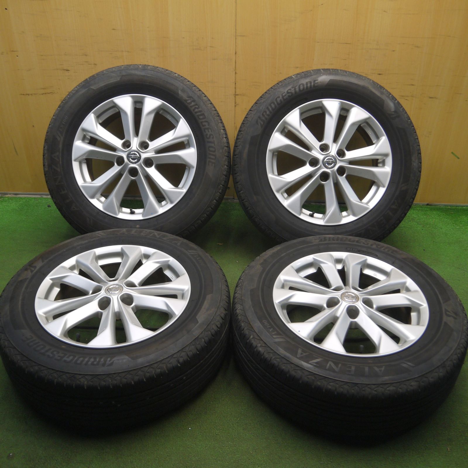 *送料無料* バリ溝！22年！キレイ！9分日産 T32 エクストレイル 純正 225/65R17 ブリヂストン アレンザ LX100 17インチ PCD114.3/5H4031814Hノ