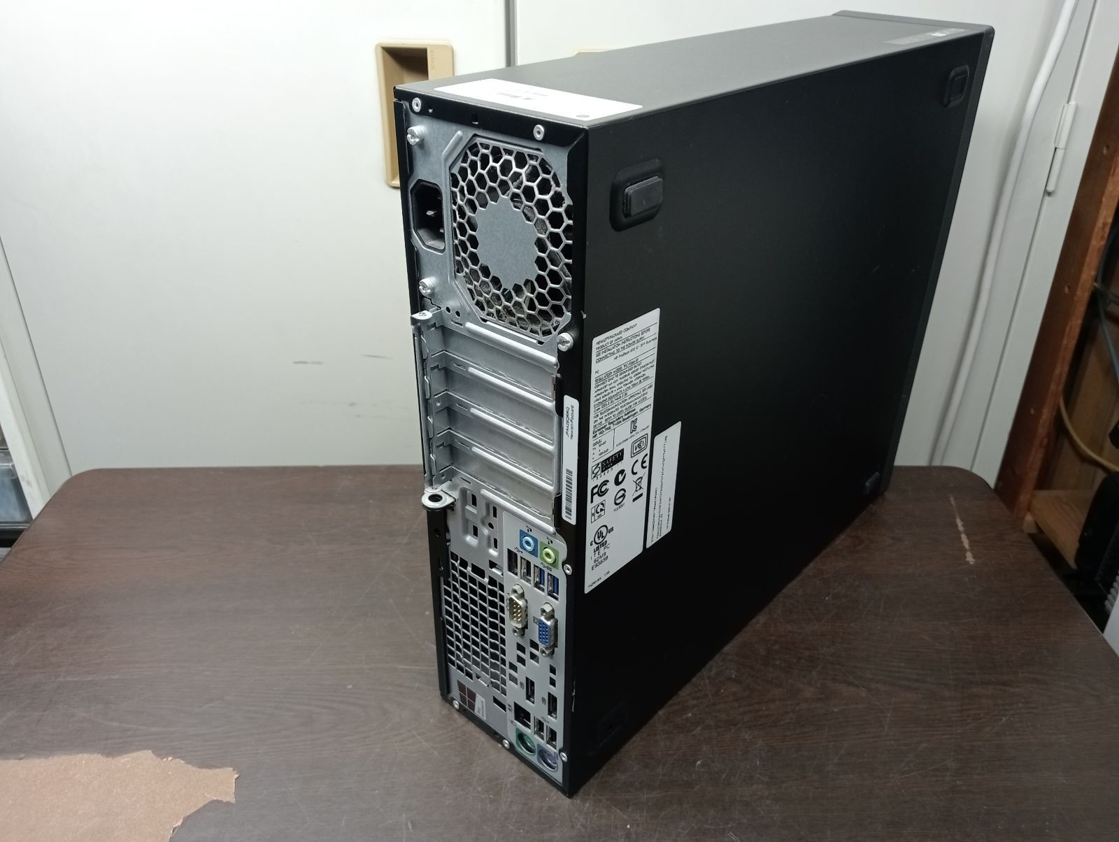 【中古】HP ProDesk 600 G1 SFF <<Corei5 4570 3.2GHz>><<大容量メモリ4GB>><<500GB HDD>><<DVD-MULTI>><<Windows8.1Pro64bit>>