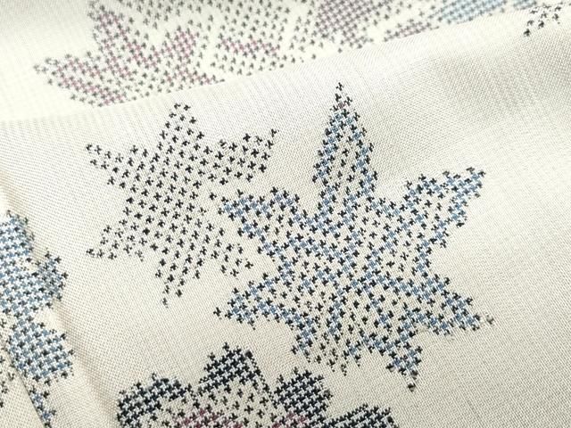 平和屋着物●本場大島紬　白大島　7マルキ　草花文　正絹　逸品　CAAR8266vf 平和屋着物○本場大島紬 白大島 7マルキ 草花文 正絹 逸品 CAAR8266vf