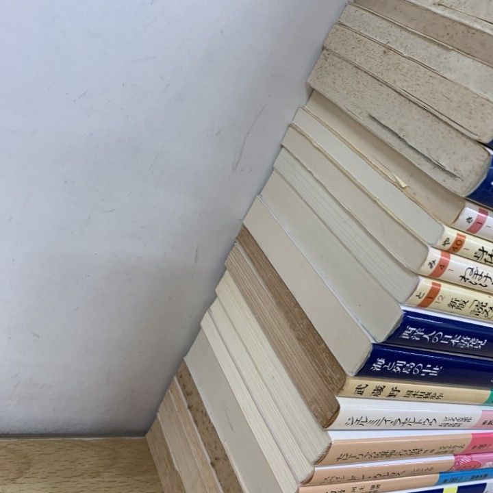 ■02)【同梱不可】文学などの本 まとめ売り約65冊大量セット/文芸/小説/エッセイ/源氏物語/夏樹静子作品集/東野圭吾/水上勉/B △01)【同梱不可】岩波・講談社など学術系文庫 まとめ売り約60冊