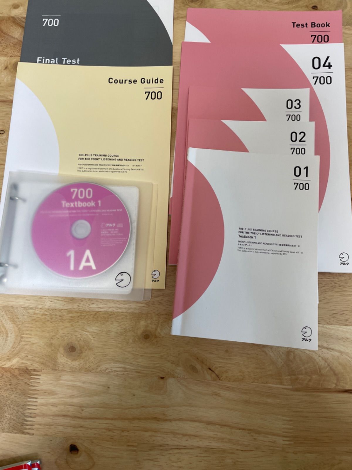 アルク　TOEIC 完全攻略700点コース　全アイテム揃っています　未使用 アルクの「TOEIC L&R TEST 完全攻略700点コース」やってみた