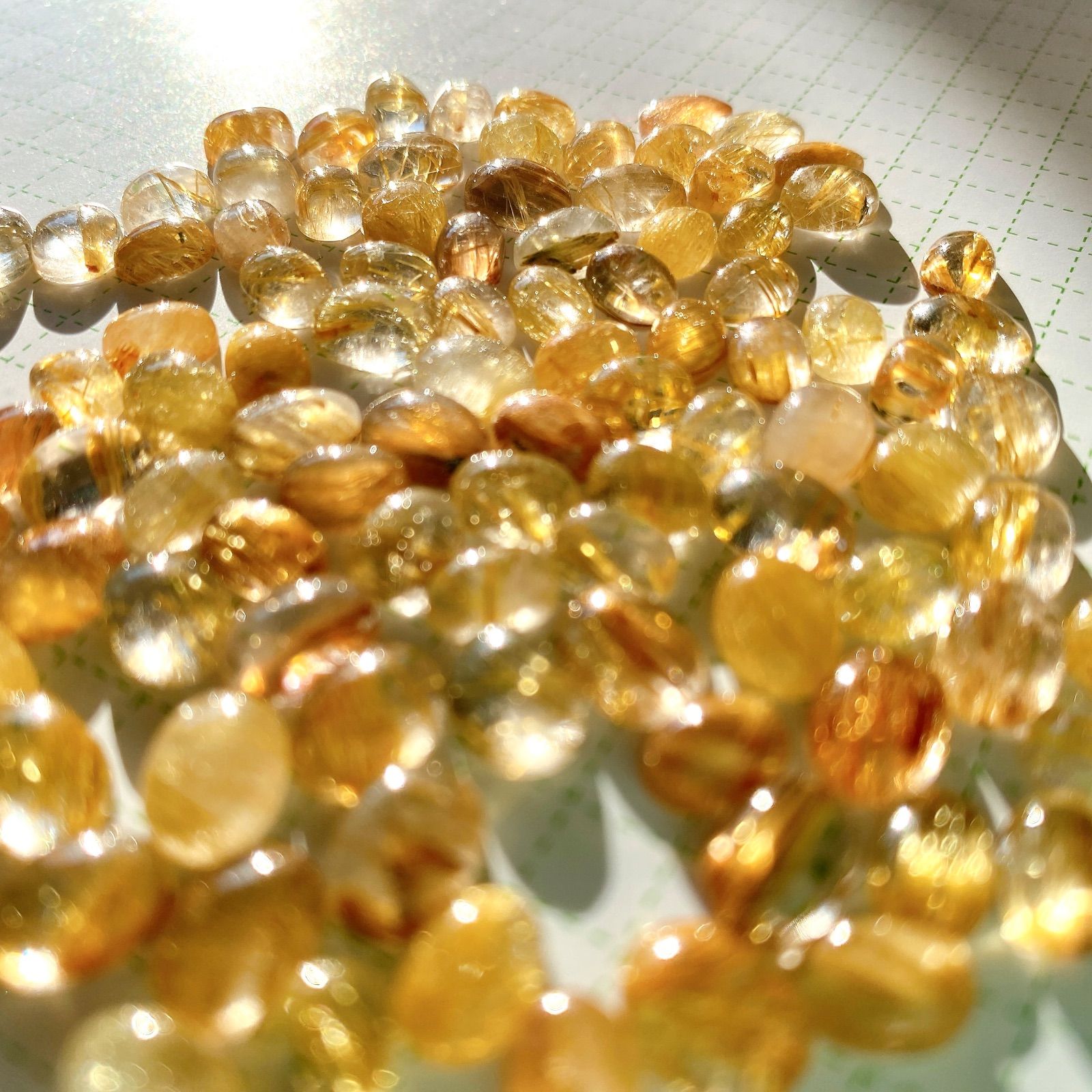 工場 最終値下げおすそ分け天然石美しいゴールドルチル カボション