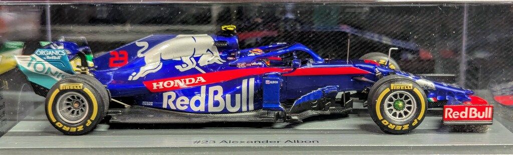 スパーク SPARK レッドブル トロ・ロッソ ホンダSTR14 スパーク SPARK レッドブル トロ・ロッソ ホンダSTR14 STR14