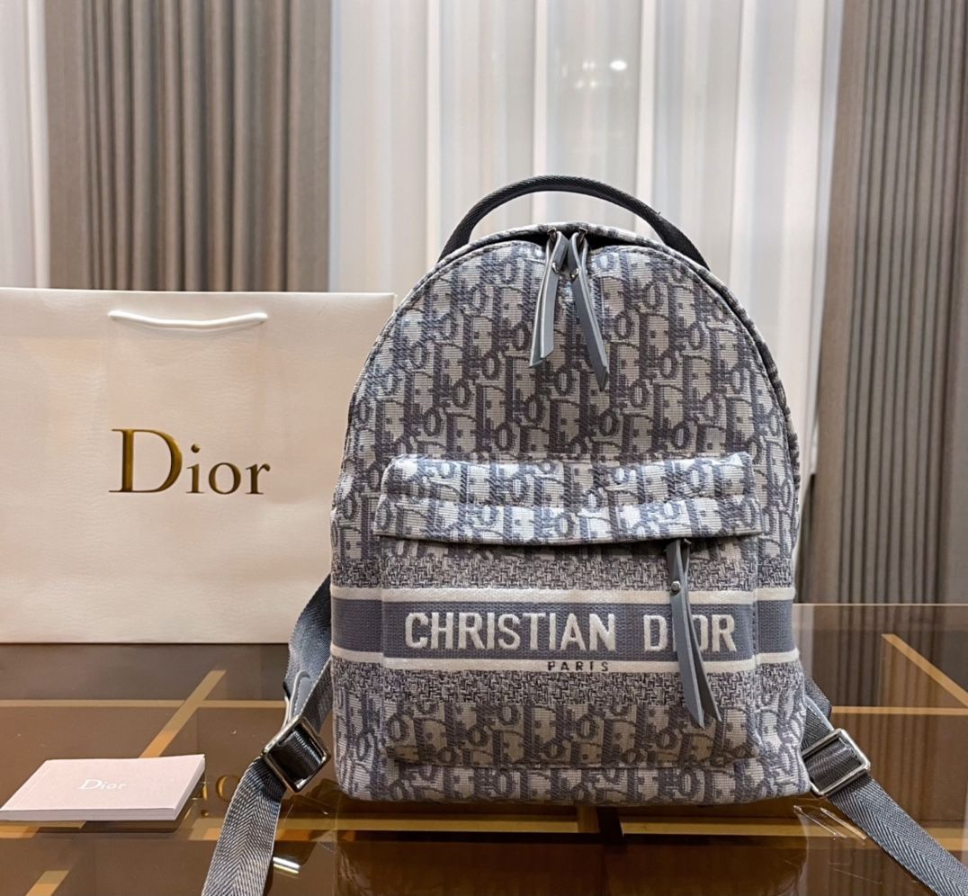 Christian Dior】クリスチャンディオール『ディオール スモール バックパック』レディース  1週間保証【中古】(1622237190010): バッグ | 高山質店 公式オンラインショップ