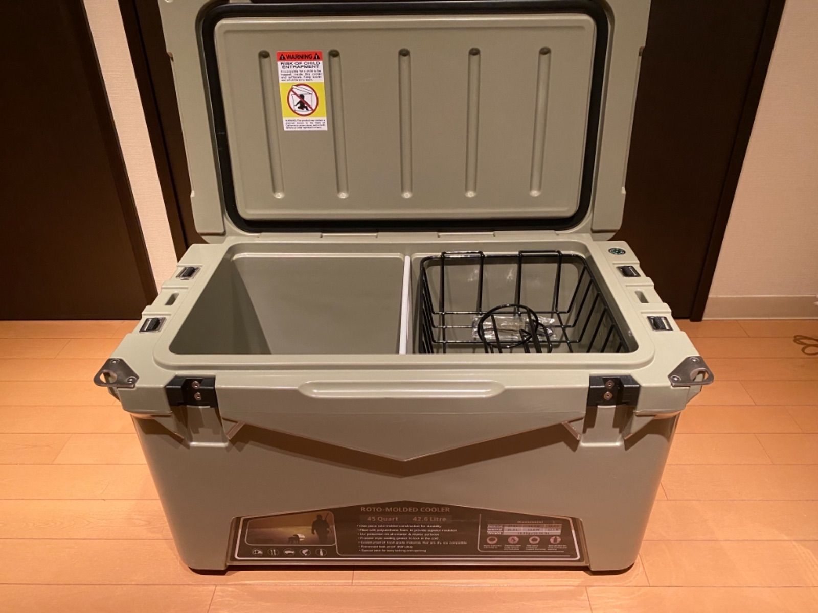 新品未使用品】【DVERK×ICELAND クーラーボックス 45QT】 - メルカリ