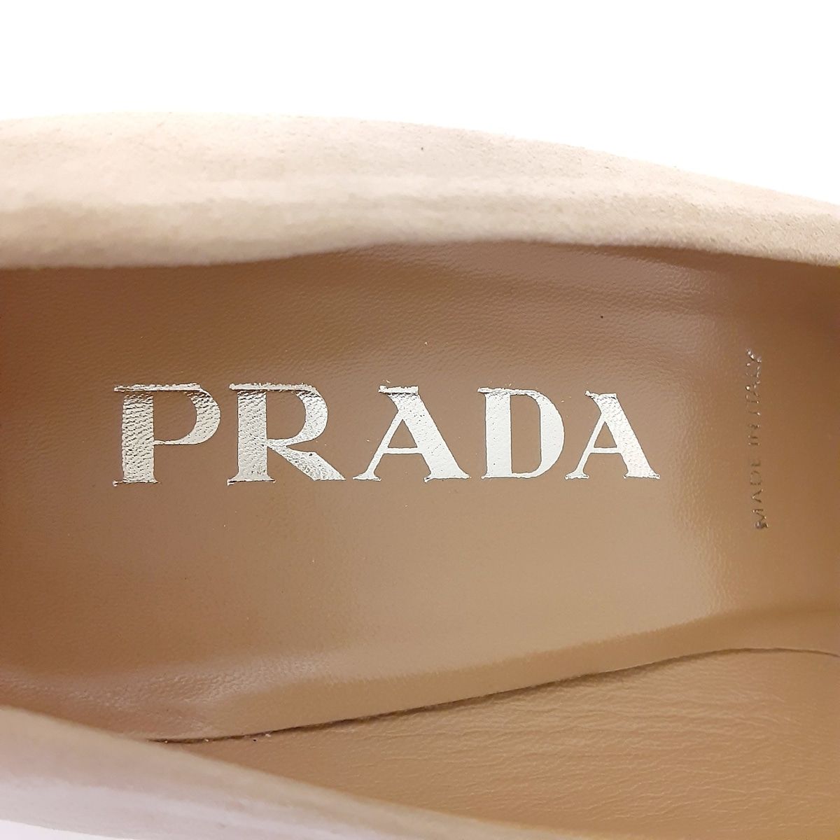 PRADA(プラダ) パンプス 36 1/2 レディース美品 - ベージュ スエード