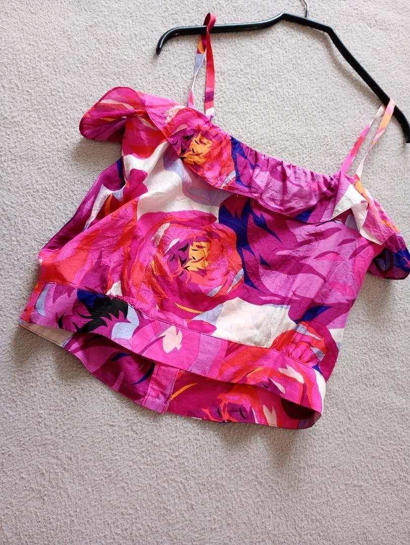 シルクトップス スカート