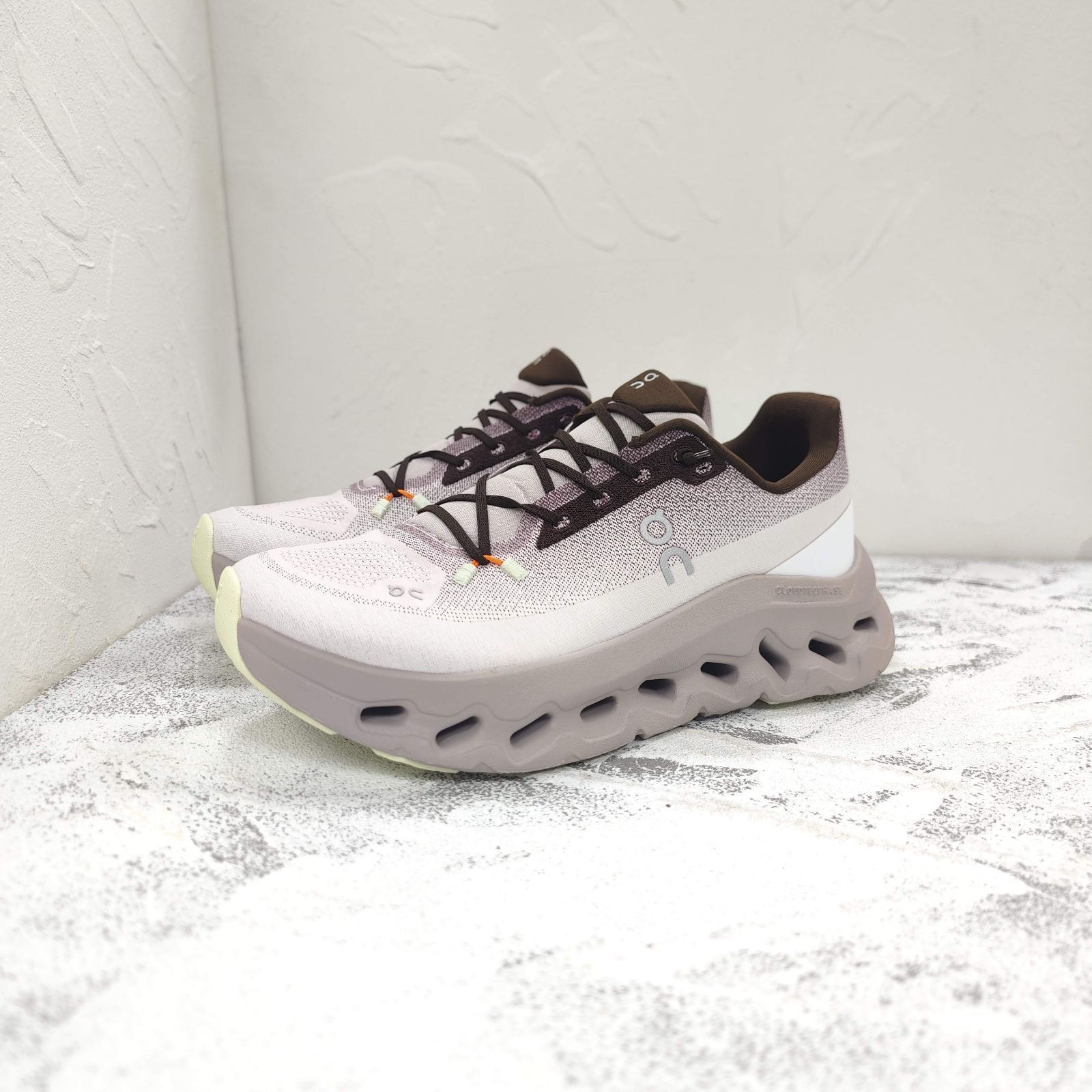 On Cloudtilt クラウドティルト　26.5 【正規品】 ON Cloudtilt（クラウドティルト）グレー スニーカー 男女兼用