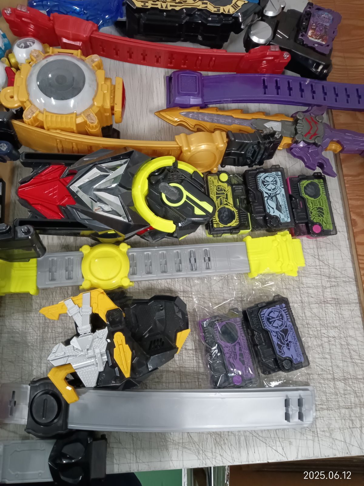 DX仮面ライダーベルトセット　ゴースト・ジオウ・セイバー・リバイス DX仮面ライダーベルトセット ゴースト・ジオウ・セイバー