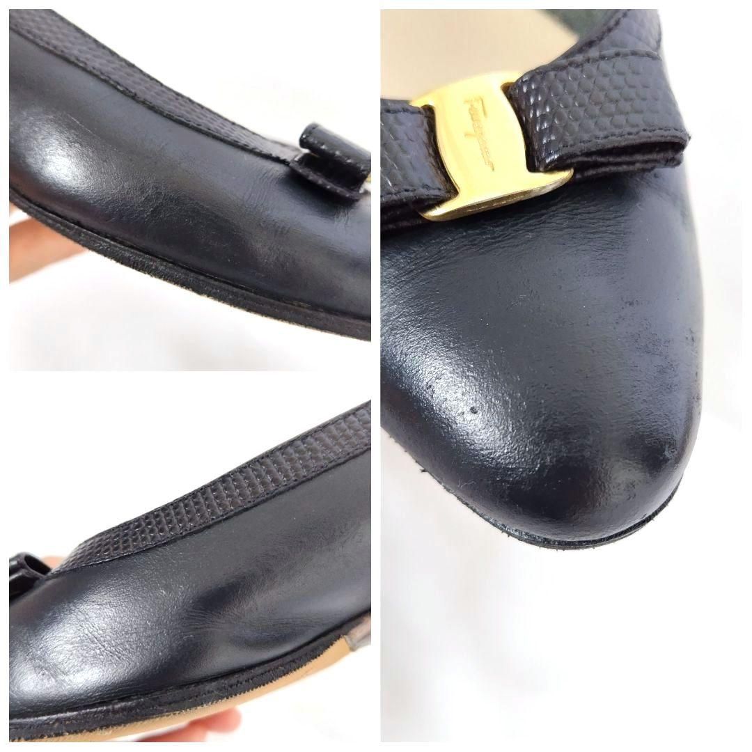フェラガモ【Ferragamo】エナメル ヴァラ パンプス ネイビー sfelice70p.jpg