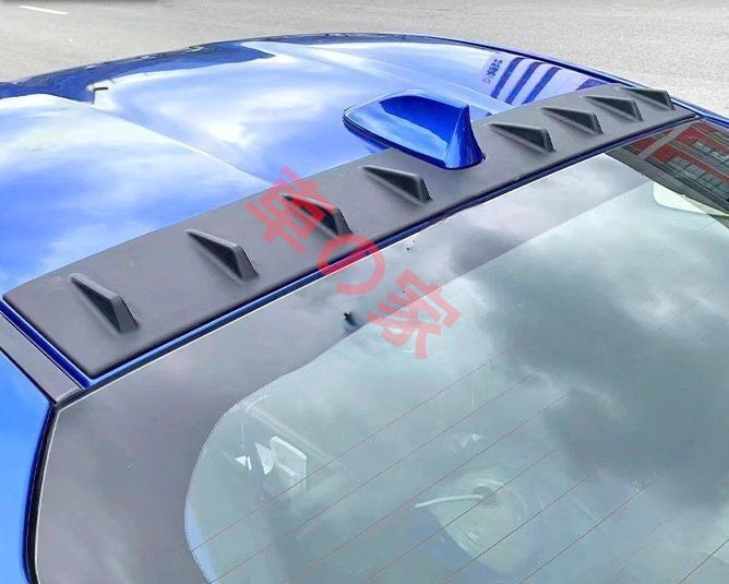 トヨタGR86 スバルBRZ カーボンファイバー改造パーツ ルーフウィング 車載トップディフューザー シャークフィンウィング