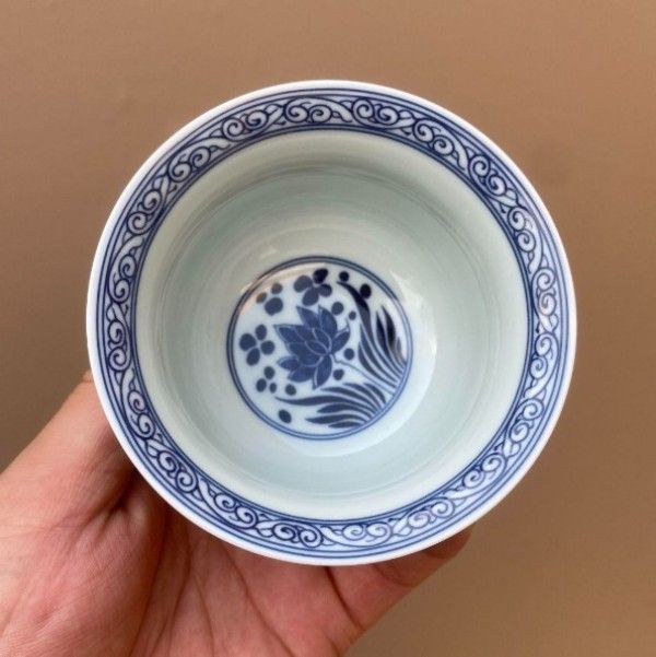 景徳鎮 元青花磁器魚藻紋懸停二才蓋碗 茶碗 煎茶器 新品】景徳鎮 元青花磁器魚藻紋懸停二才蓋碗 茶碗 煎茶器 - メルカリ