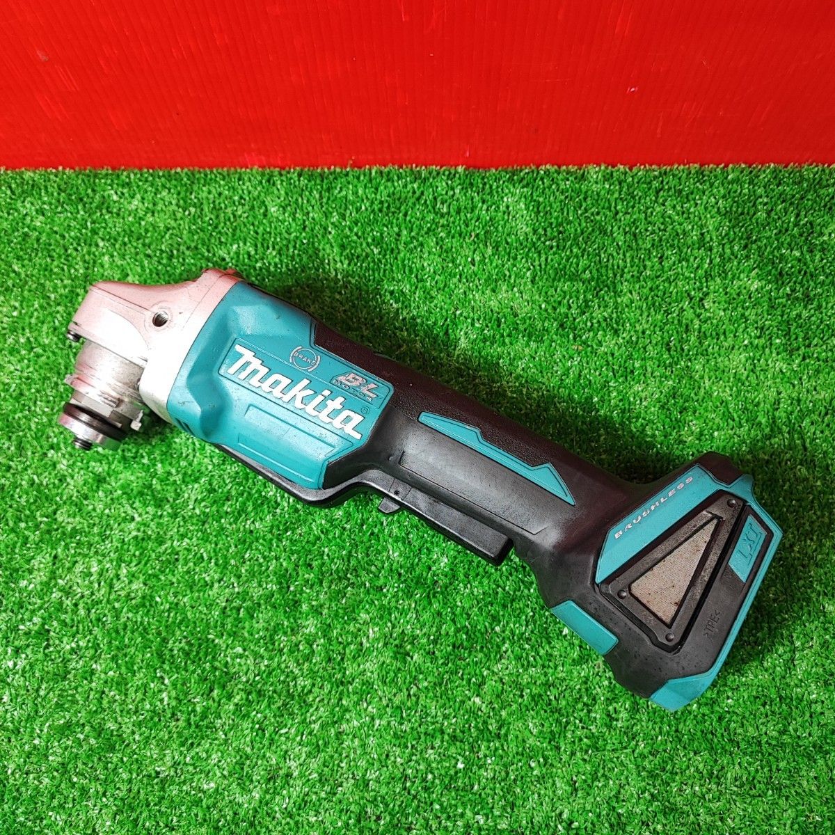 ☆マキタ(makita) 100mmコードレスディスクグラインダ GA408DRGX ☆マキタ(makita) 100mmコードレスディスクグラインダ GA408DRGX