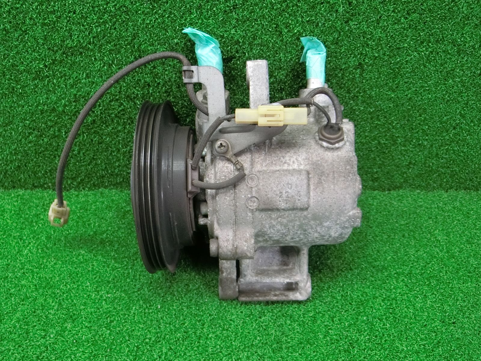 L175S ムーヴ エアコンコンプレッサー 447260-5873No.6869 L175S ムーヴ エアコンコンプレッサー 447260-5873No.6869