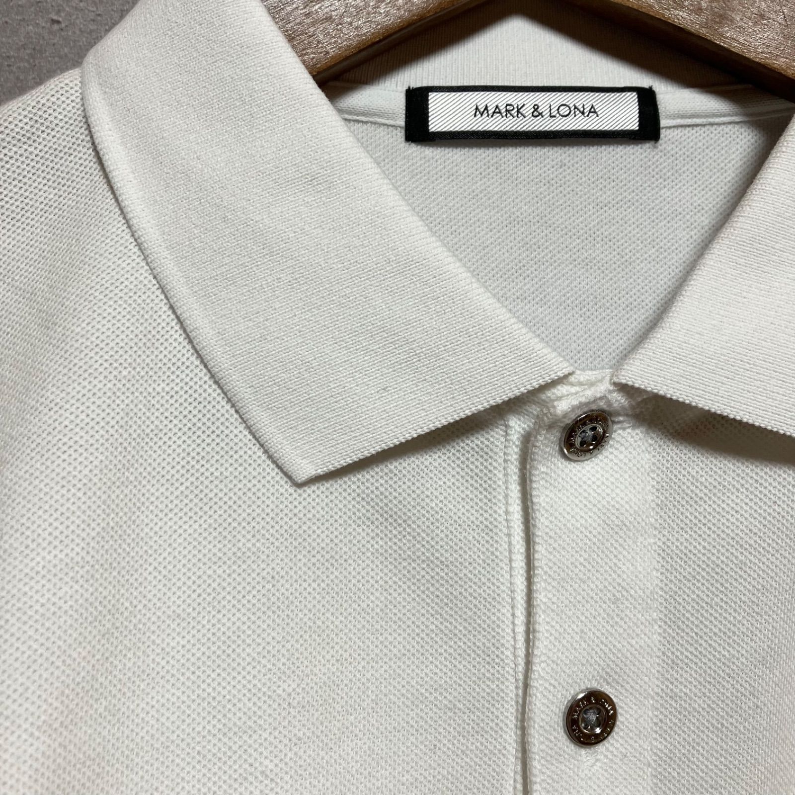 MARK AND LONA 半袖シャツ ホワイト　美品 MARK & LONA 半袖ポロシャツ ホワイト - メルカリ