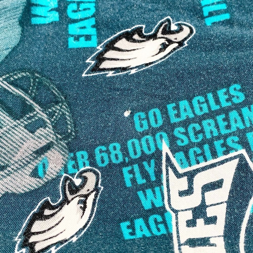 US古着 NFL PHILADELPHIA EAGLES レーヨンシャツ 半袖 開襟 総柄 チームロゴ サイズ：メンズ 6XL ビッグサイズ ブルーグリーン系