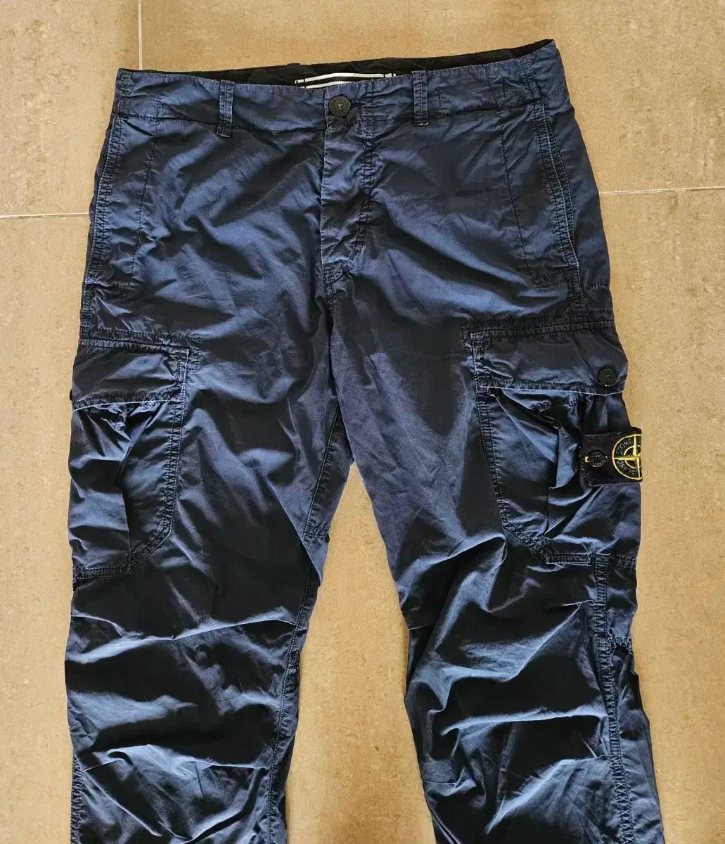 STONE ISLAND ストーンアイランド カーゴパンツ 32